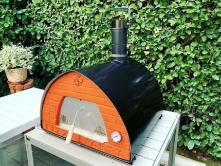 Pizza Party 70x70 - Holz-Pizzaofen für den Außenbereich - Backraum 60 x 60 cm - Backboden aus Schamottsteinen